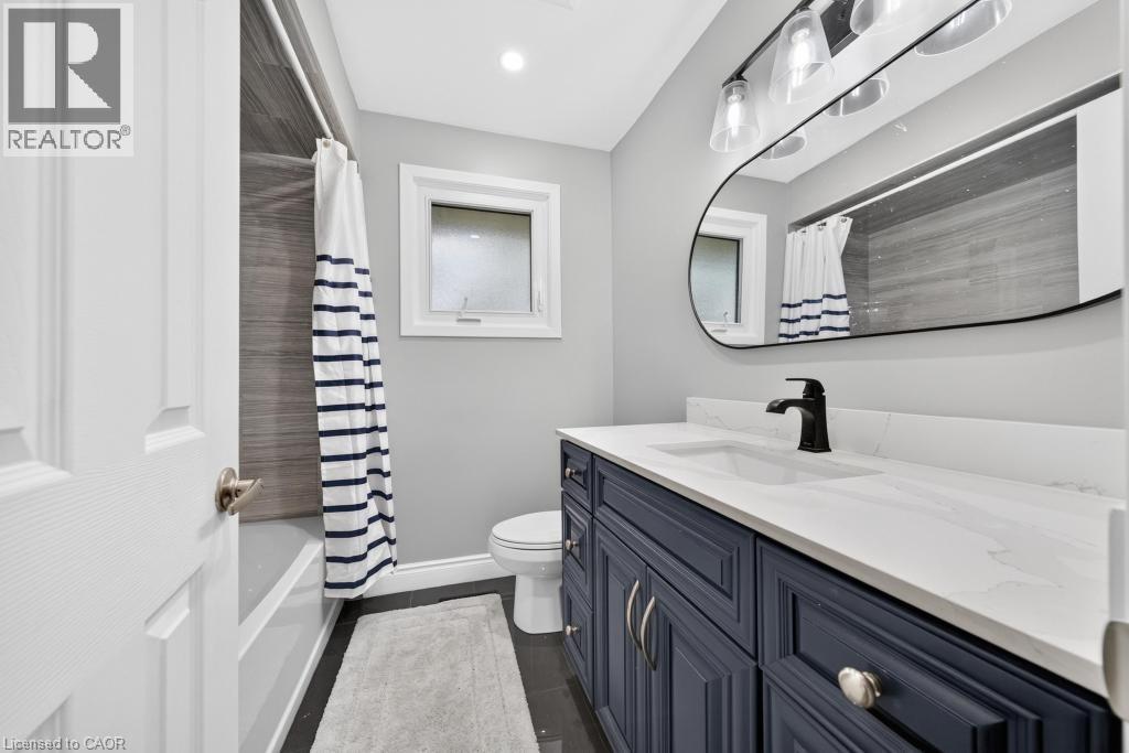 662 MONTEGO Crescent - Image 25