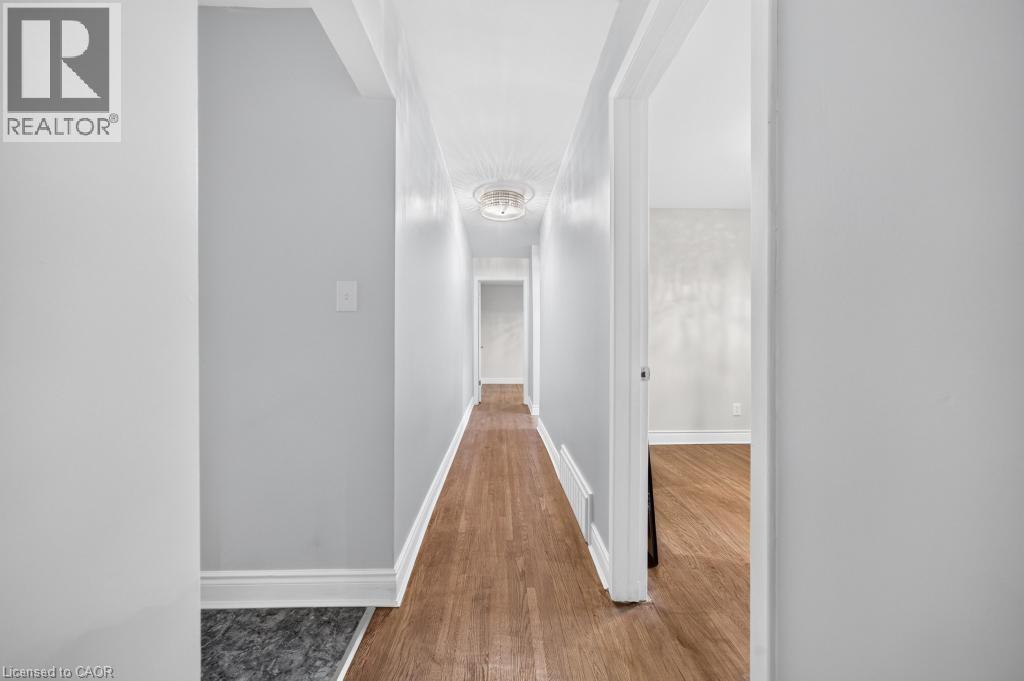 662 MONTEGO Crescent - Image 20
