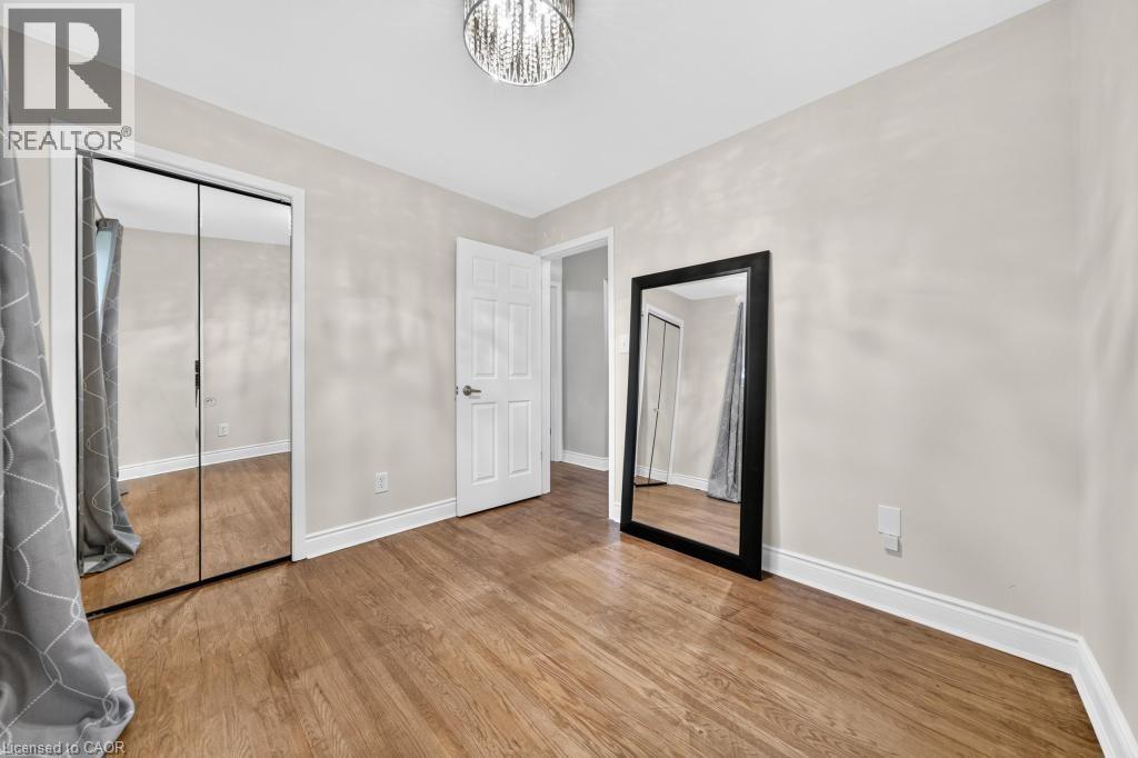 662 MONTEGO Crescent - Image 24