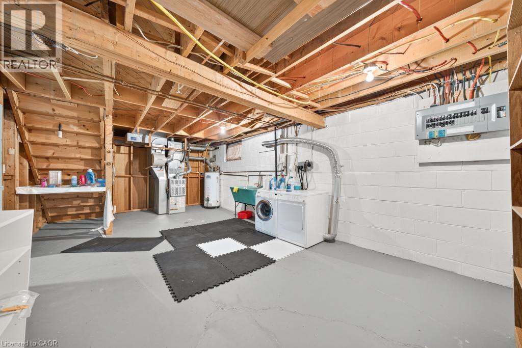662 MONTEGO Crescent - Image 36