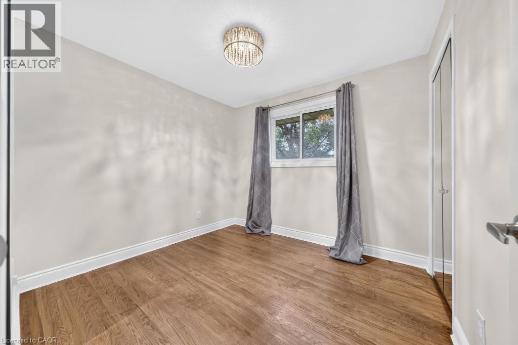 662 MONTEGO Crescent - Image 23