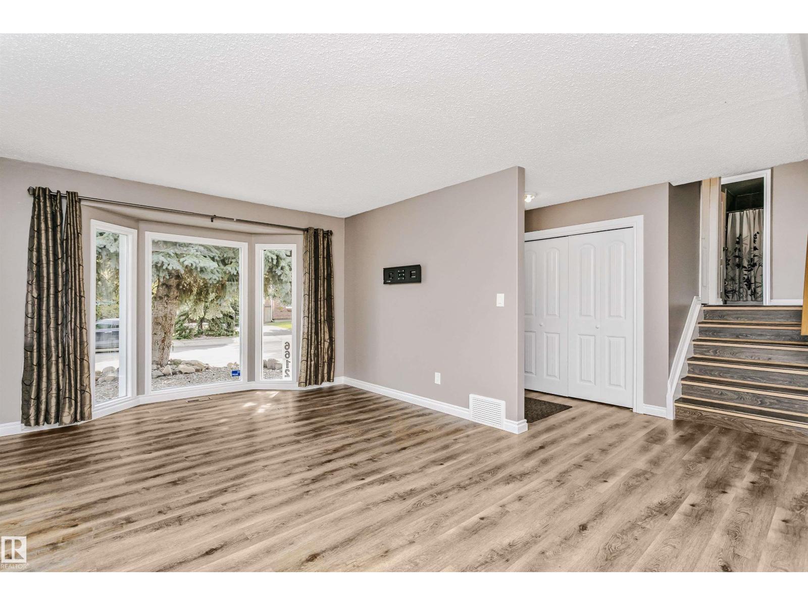 6612 182 ST NW - 6