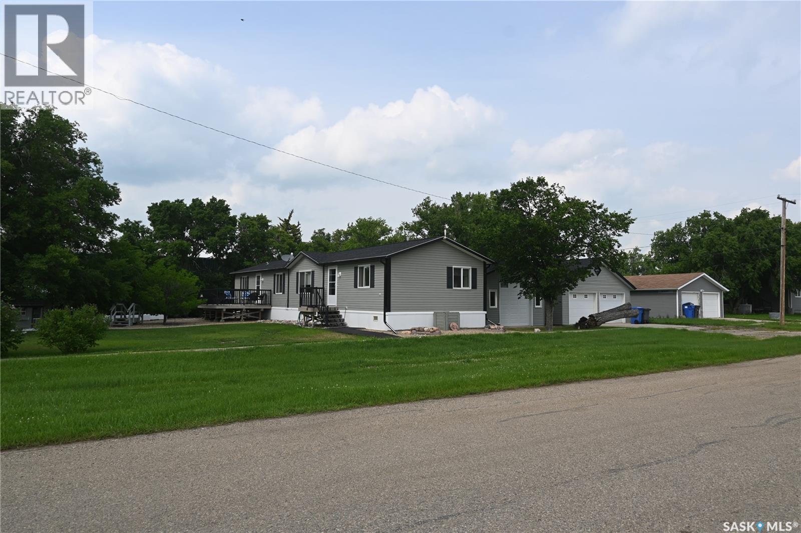 400 Main STREET - 9