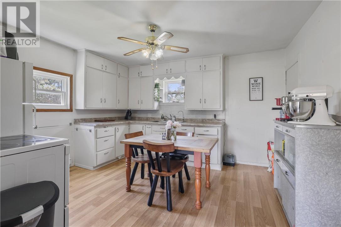 4285 HWY 551 - Image 9