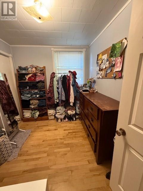 13 Campbell Street W - 19