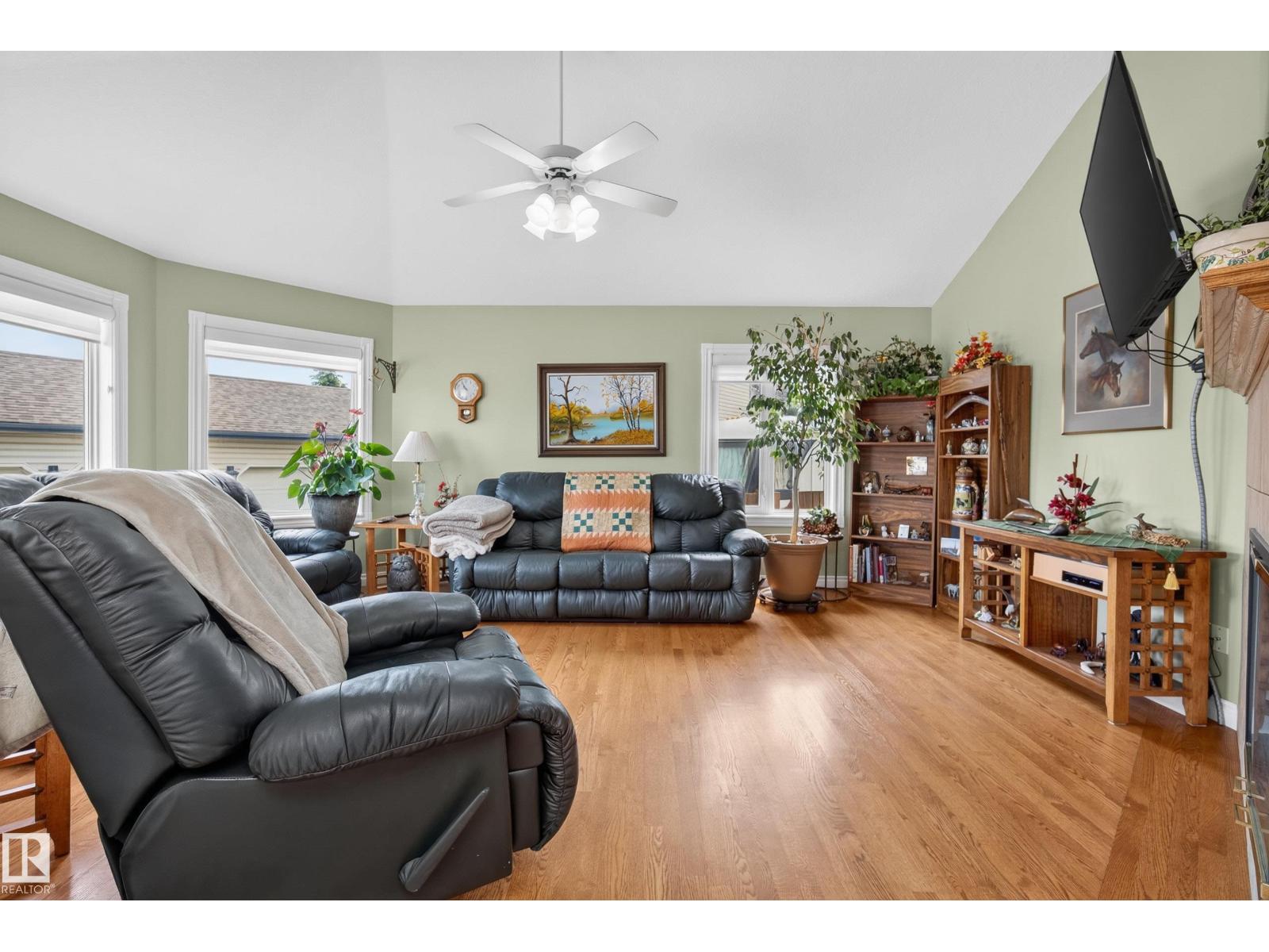 140 CALICO DR — photo 25