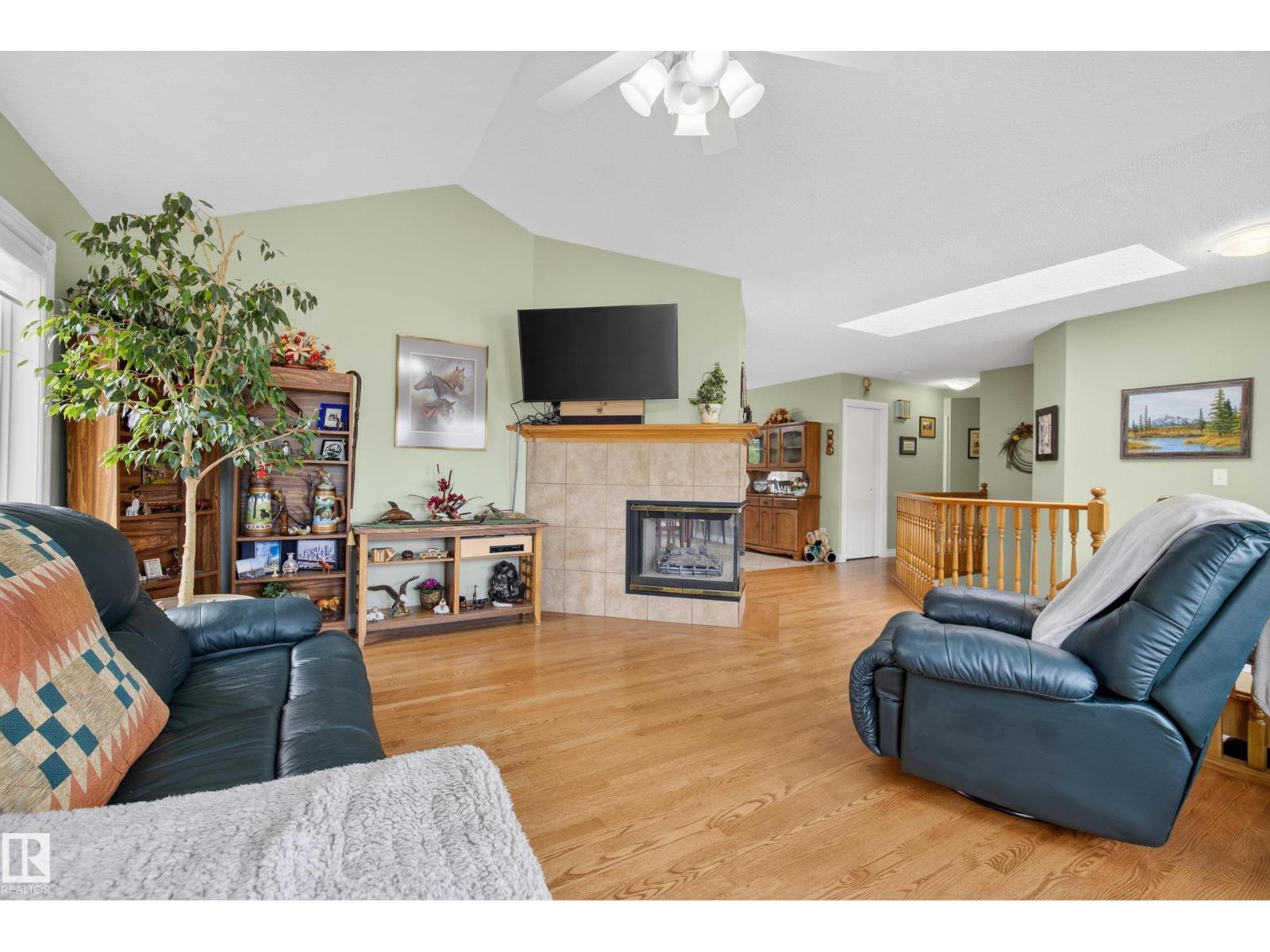 140 CALICO DR — photo 28