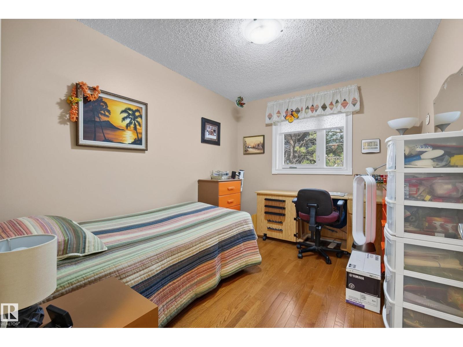 140 CALICO DR — photo 46