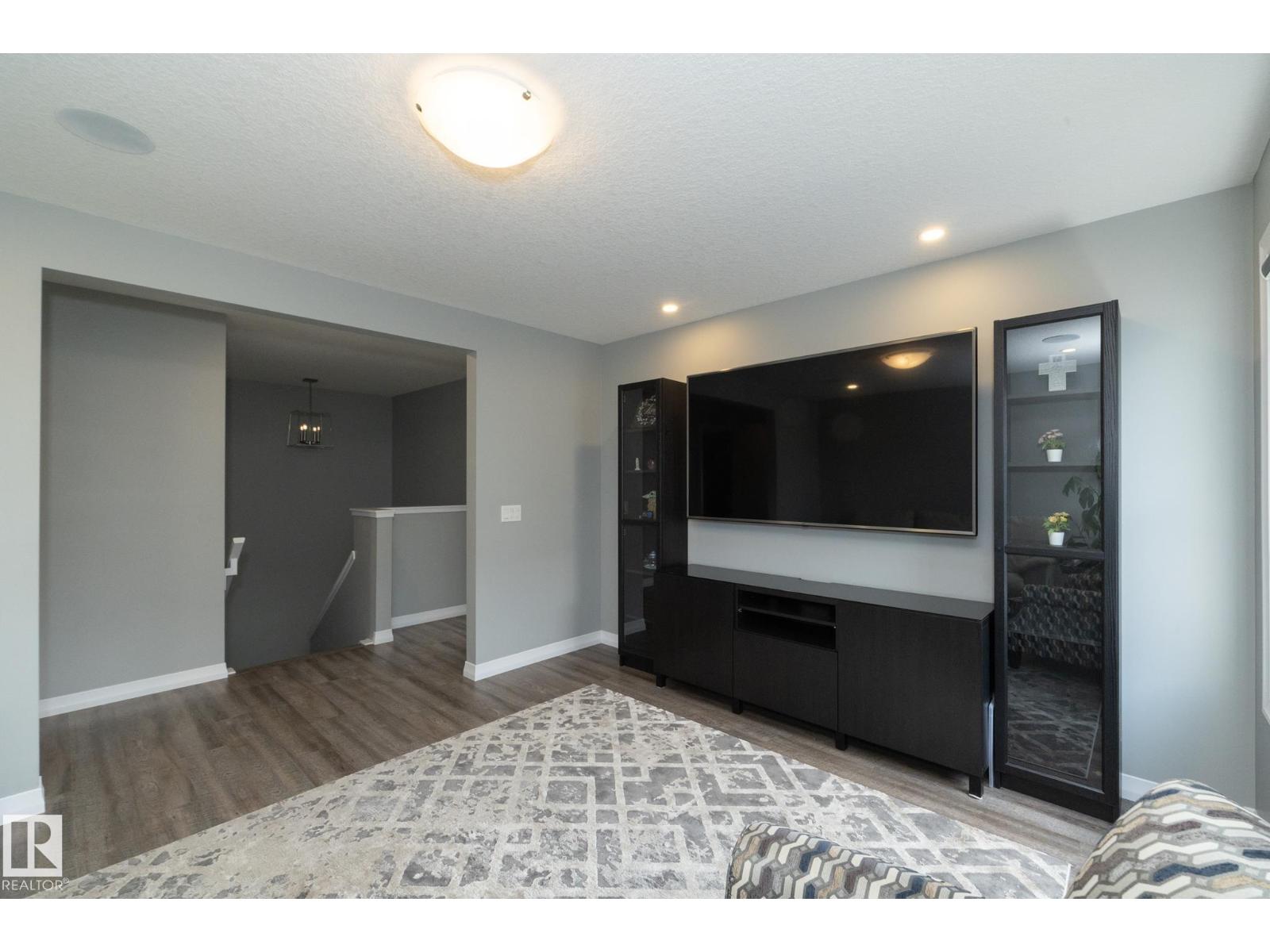 923 MCCONACHIE BV NW — photo 12
