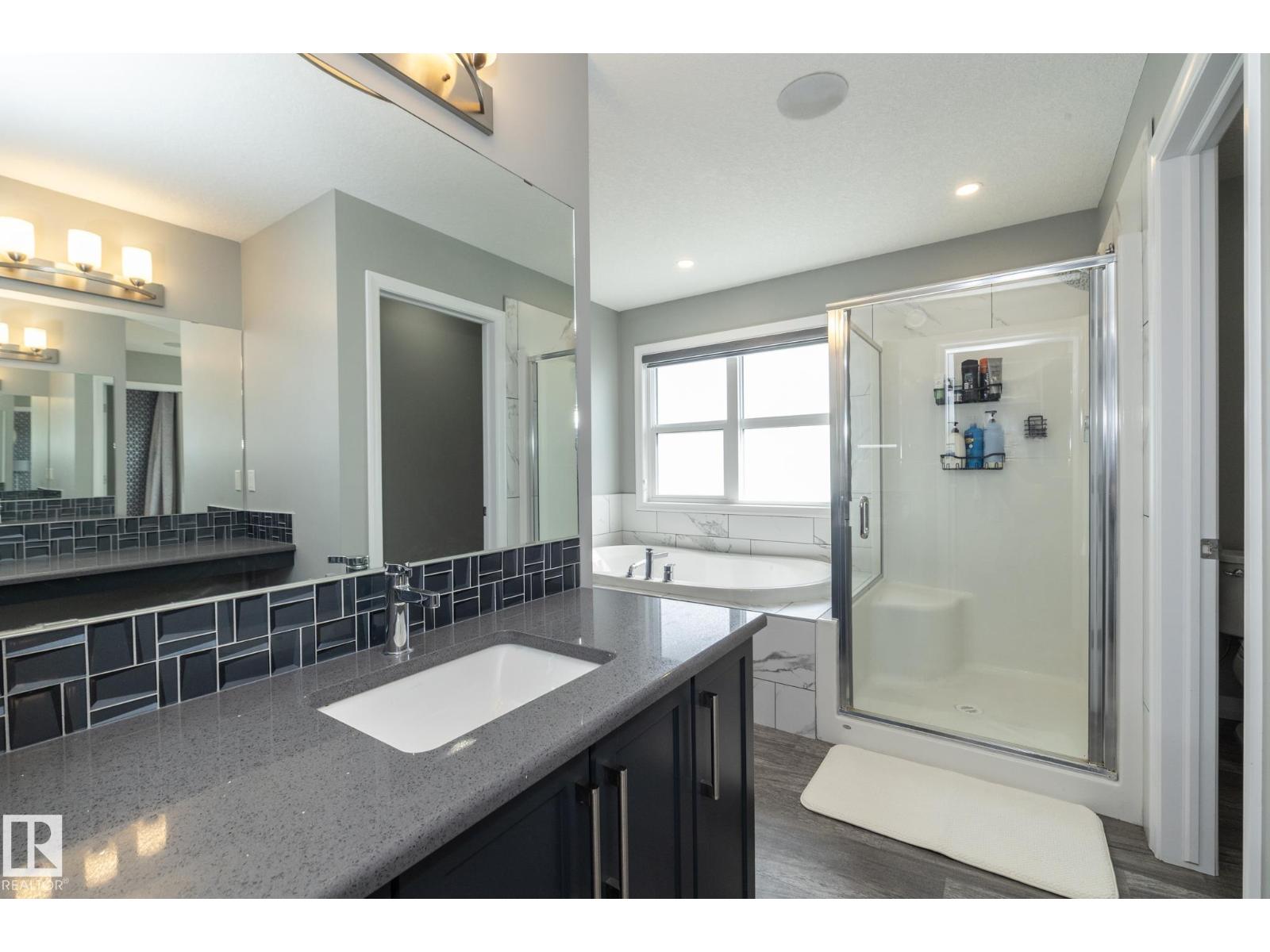 923 MCCONACHIE BV NW — photo 22