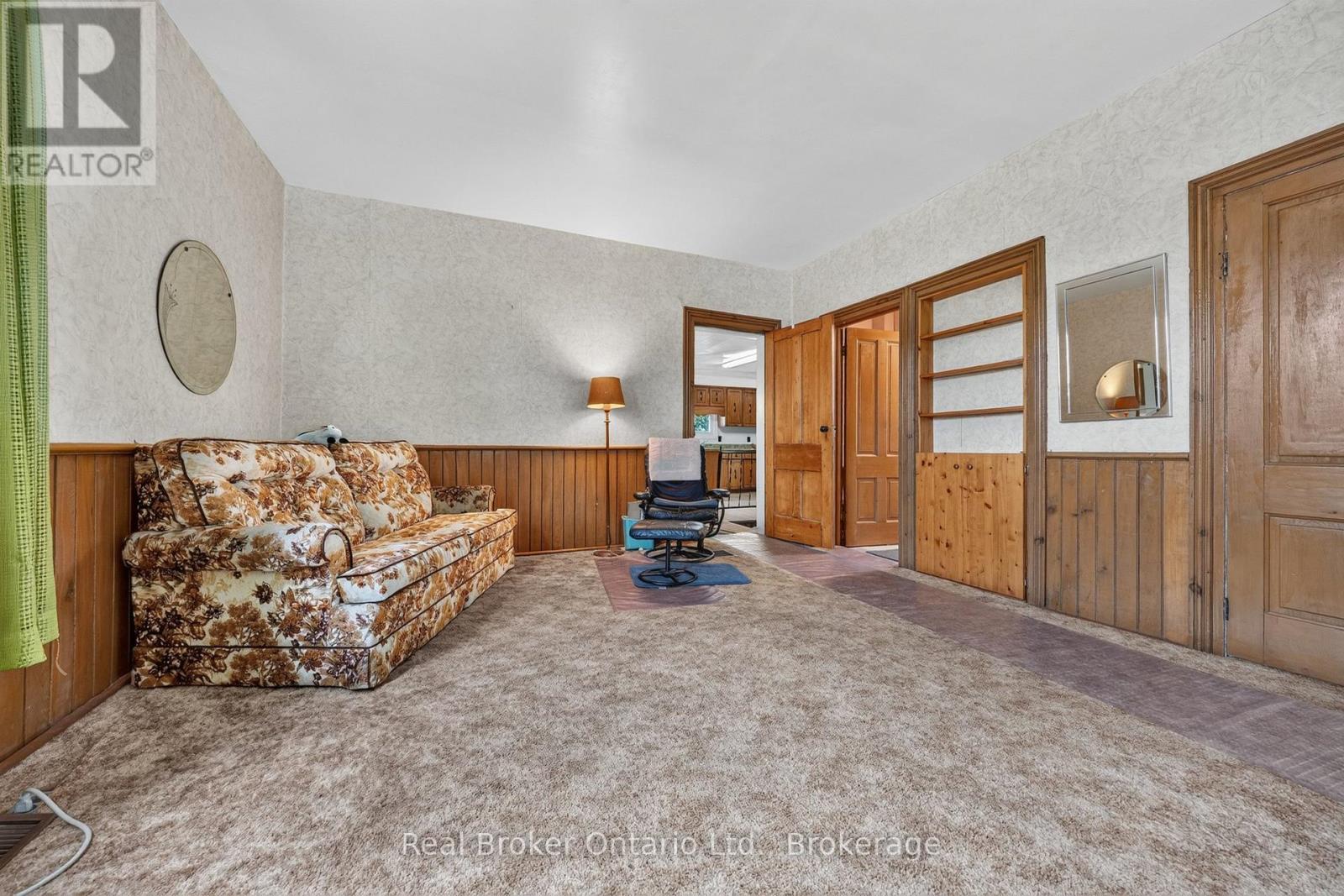 9033 ERIN GARAFRAXA TOWNLINE - 14
