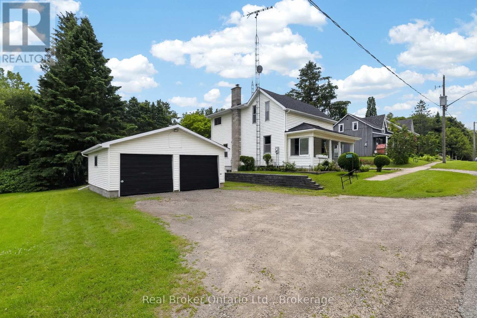 9033 ERIN GARAFRAXA TOWNLINE - 4
