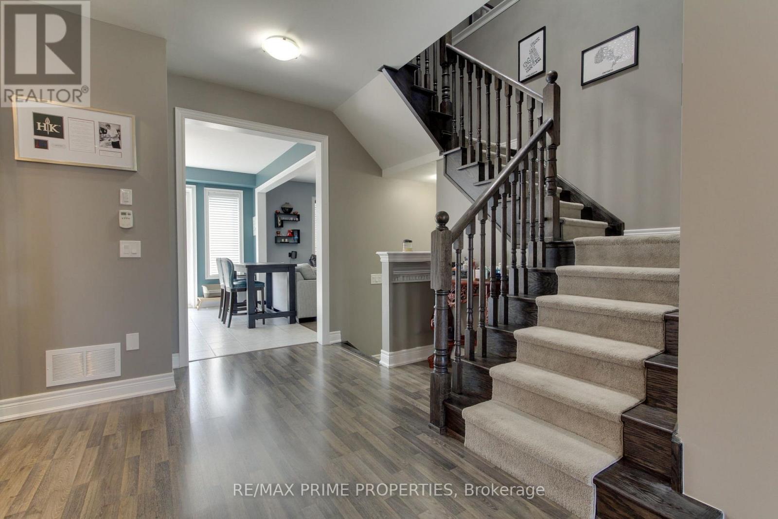 121 ROBERT WILSON CRESCENT - 13