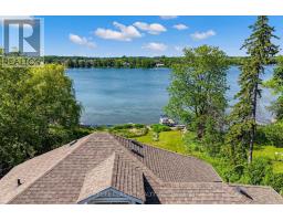 Family room - 472 Sunset Beach Road, Richmond Hill, ON L4E3J2 Photo 6
