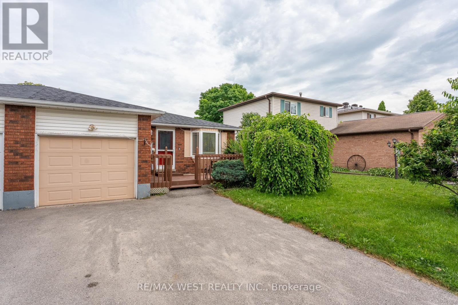 369 GALLOWAY BOULEVARD - 1
