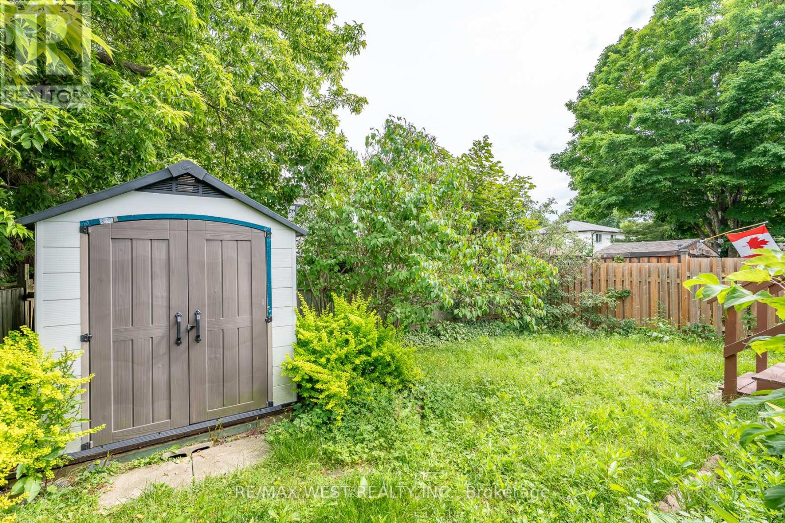 369 GALLOWAY BOULEVARD - 21