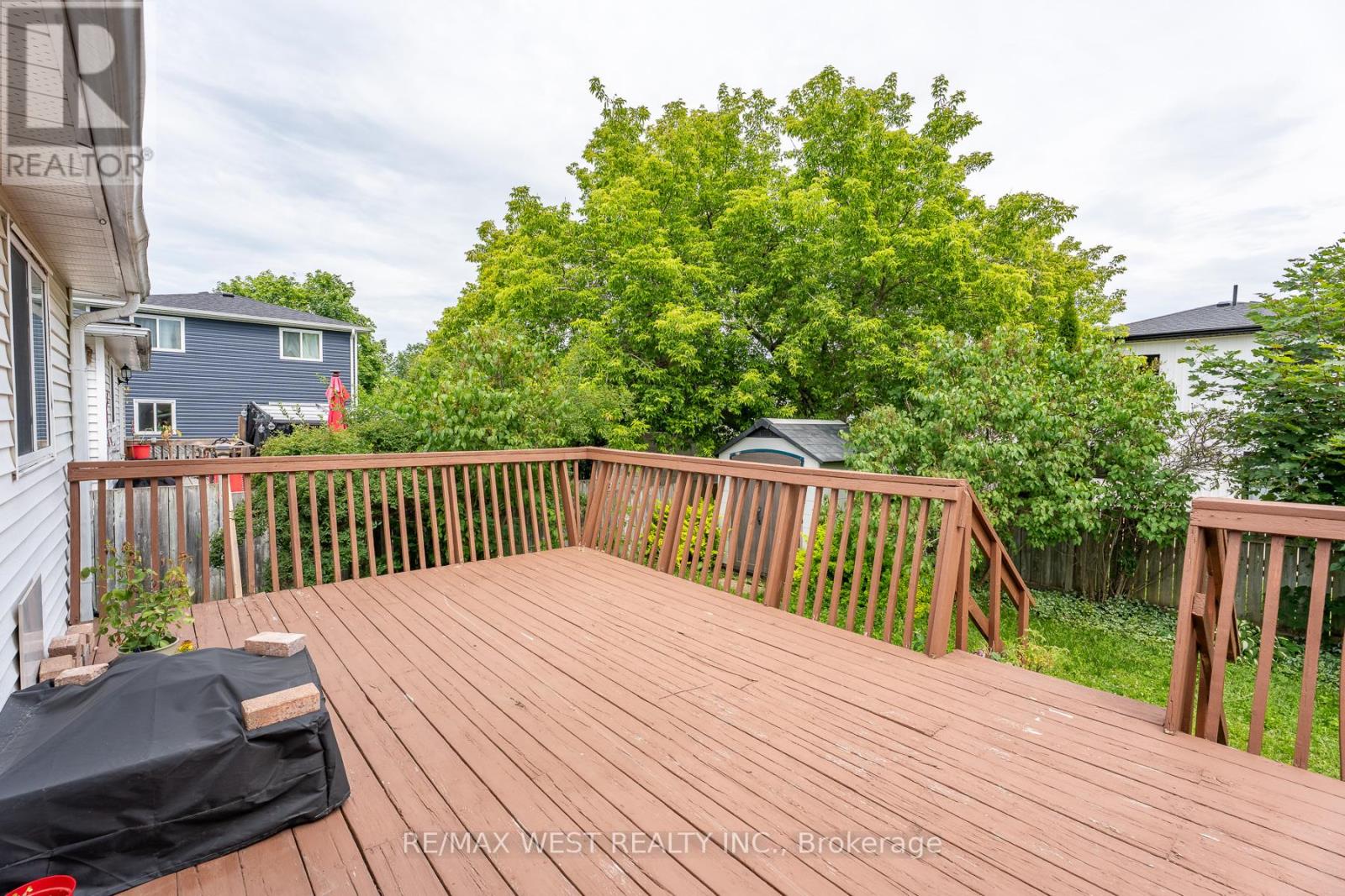 369 GALLOWAY BOULEVARD - 22