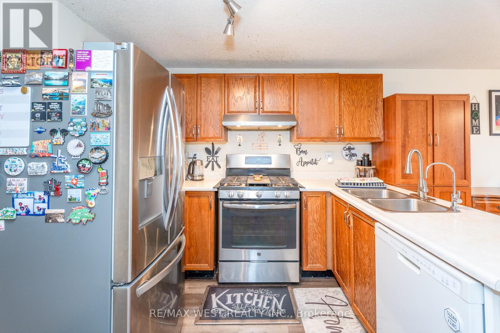 369 GALLOWAY BOULEVARD - 6