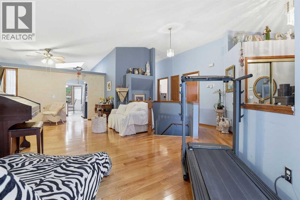 866 Applewood Drive SE - 9