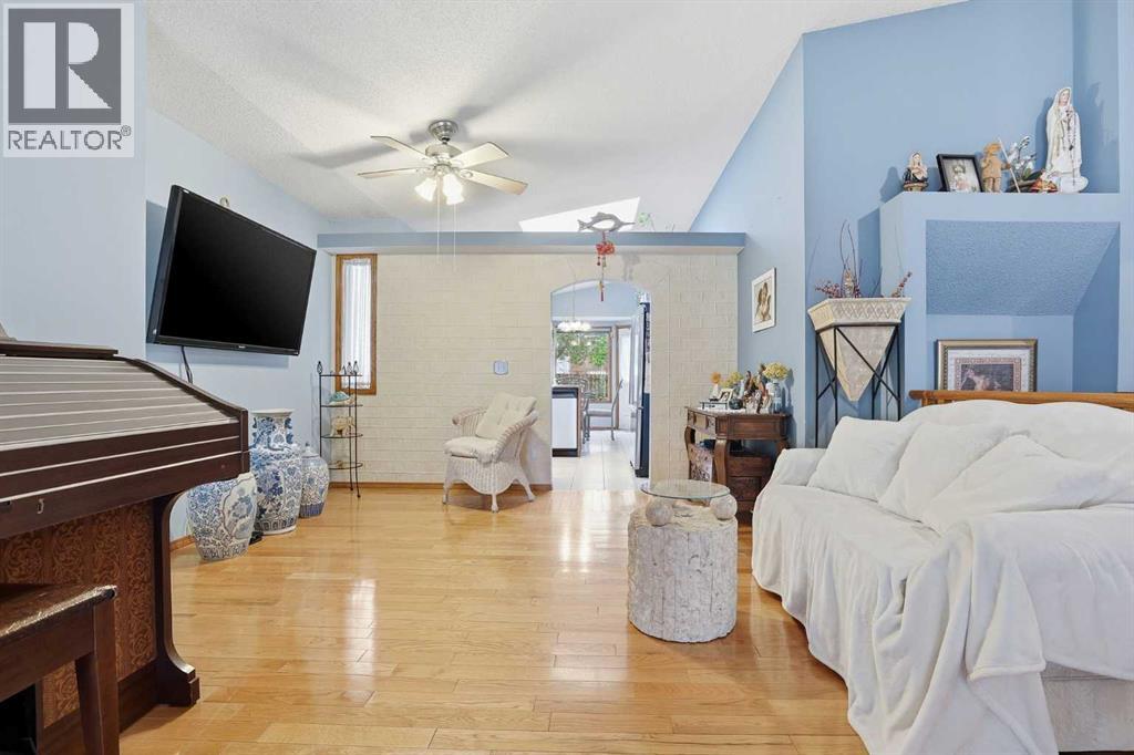 866 Applewood Drive SE - 8
