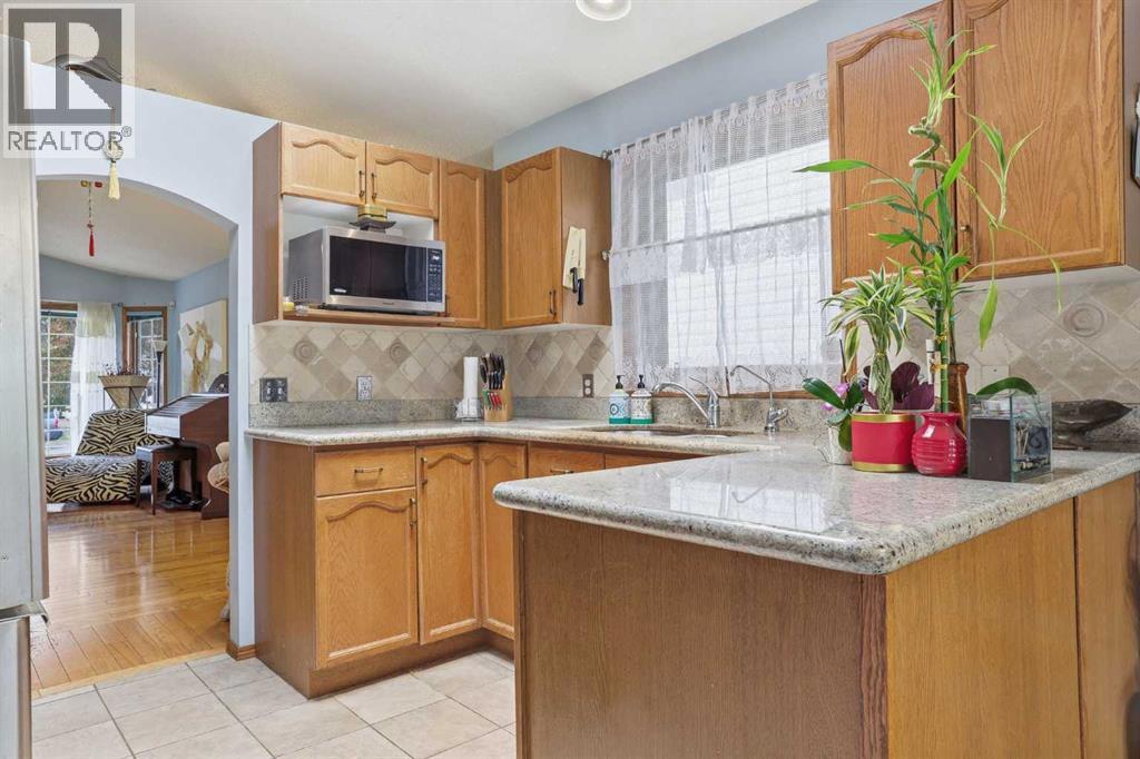 866 Applewood Drive SE - 13