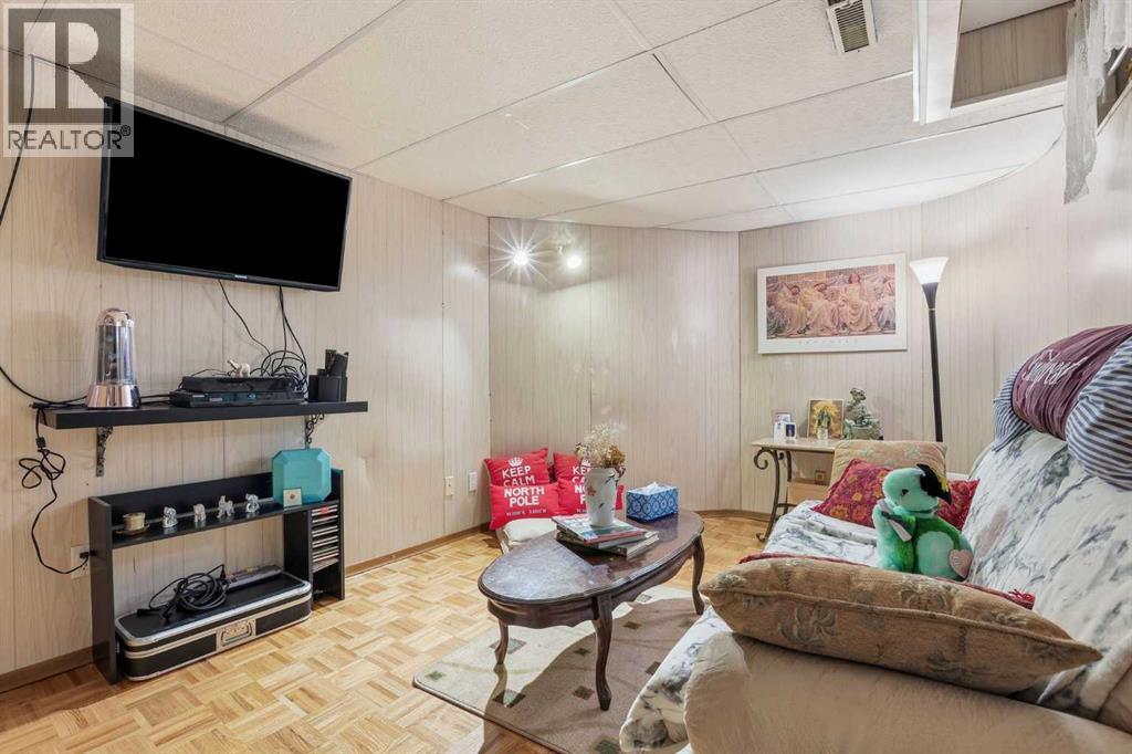 866 Applewood Drive SE - 38