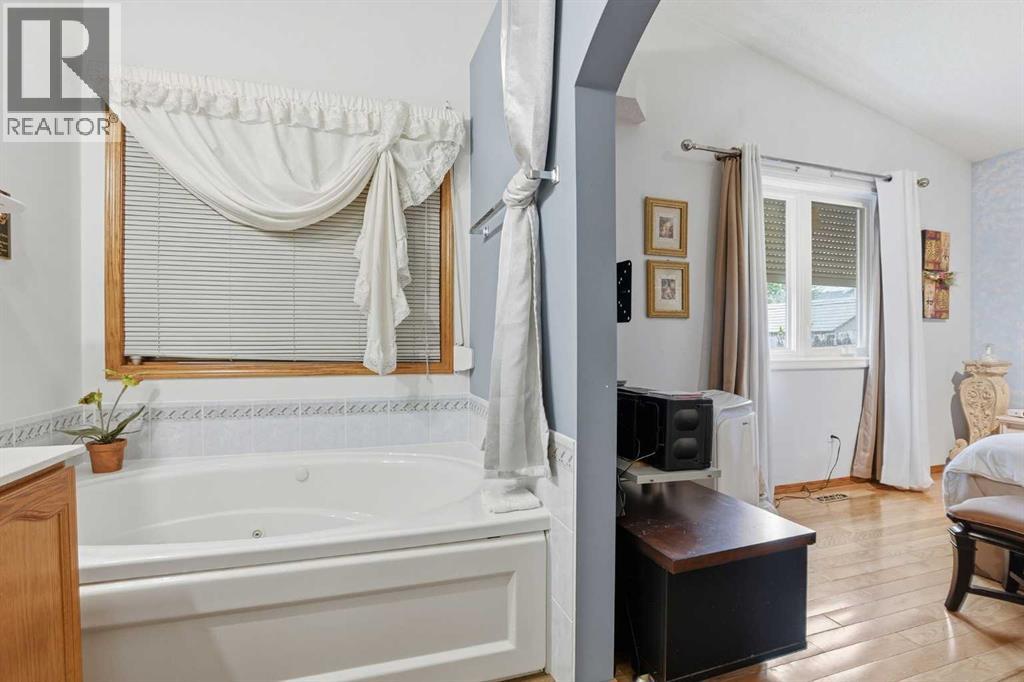 866 Applewood Drive SE - 25