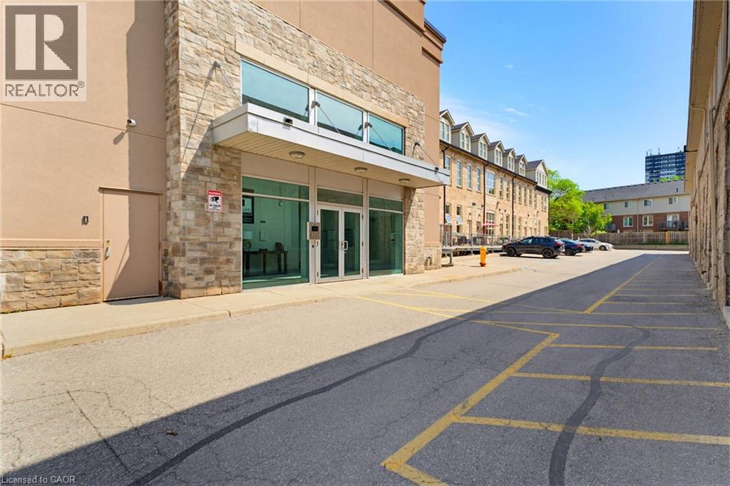 #111 25 CONCESSION Street - 21