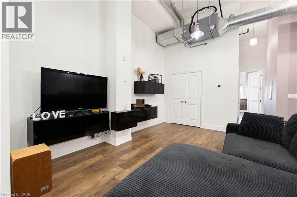 #111 25 CONCESSION Street - 8