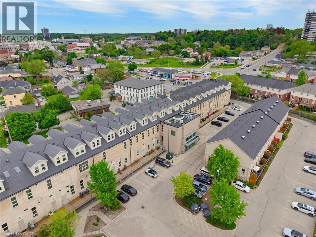 #111 25 CONCESSION Street - 18