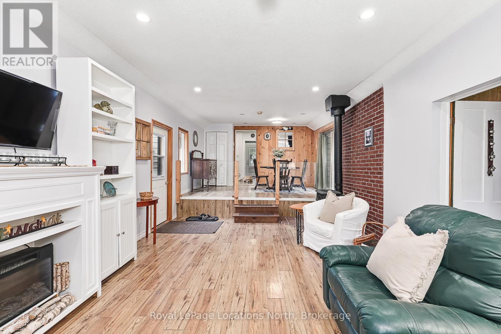 142 MARSH STREET W - 18