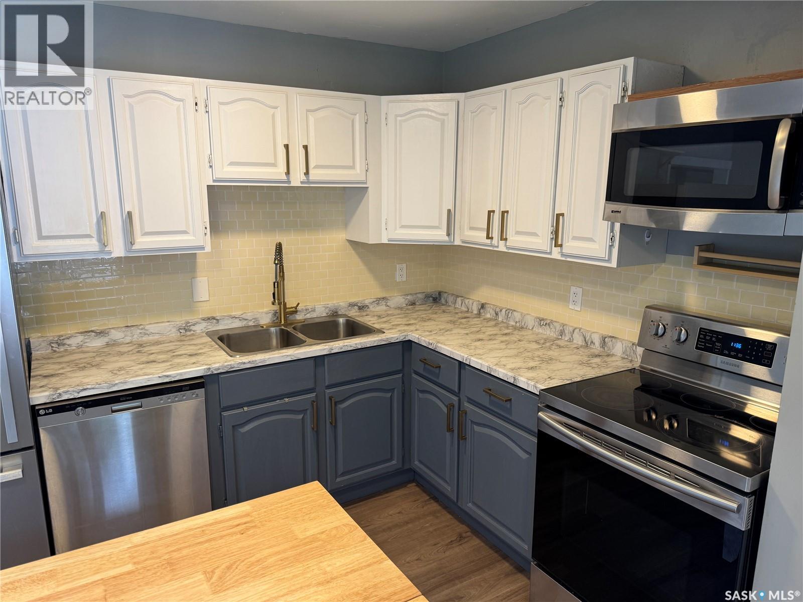 23 Dunning CRESCENT - 11