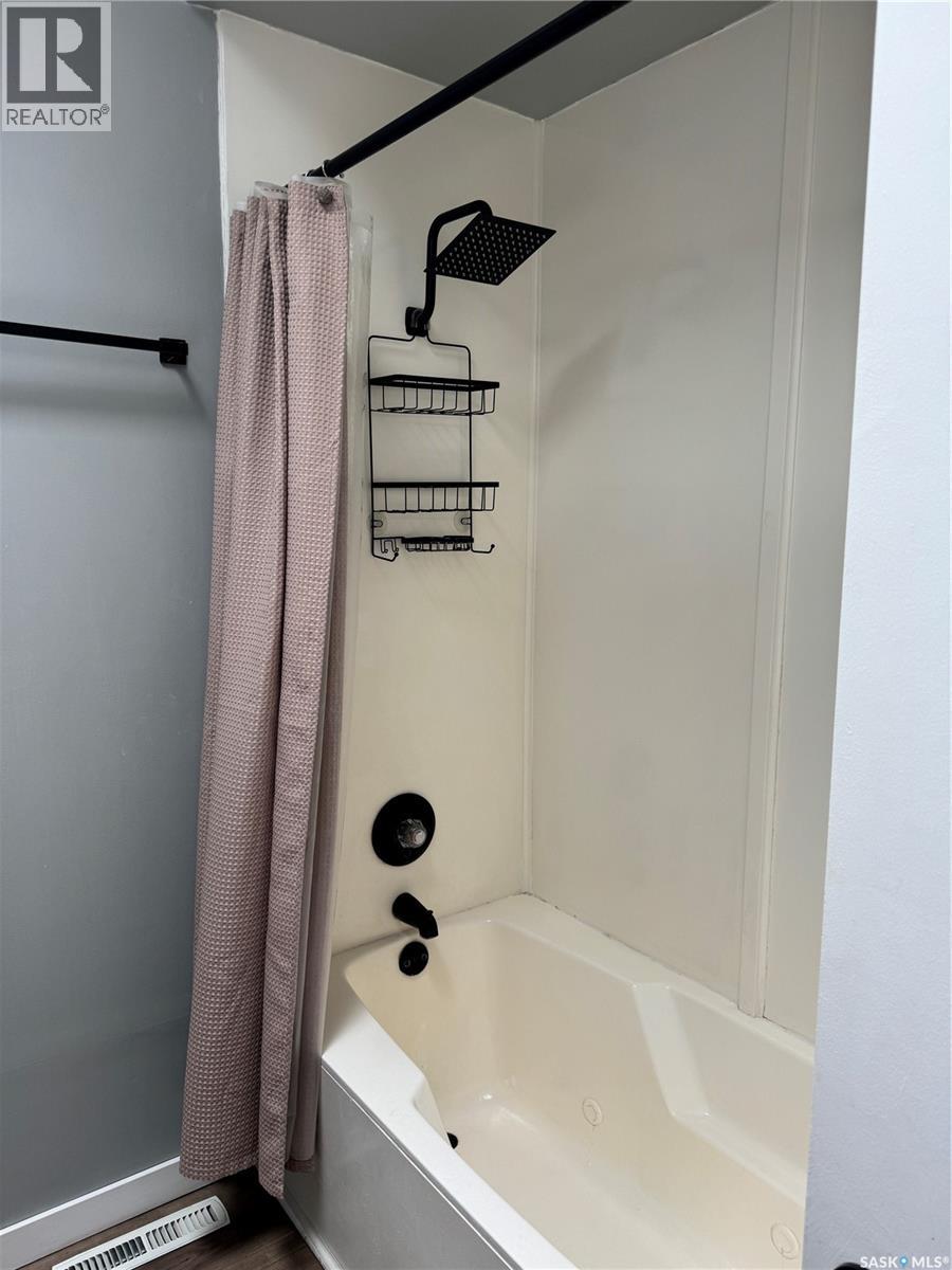 23 Dunning CRESCENT — photo 17