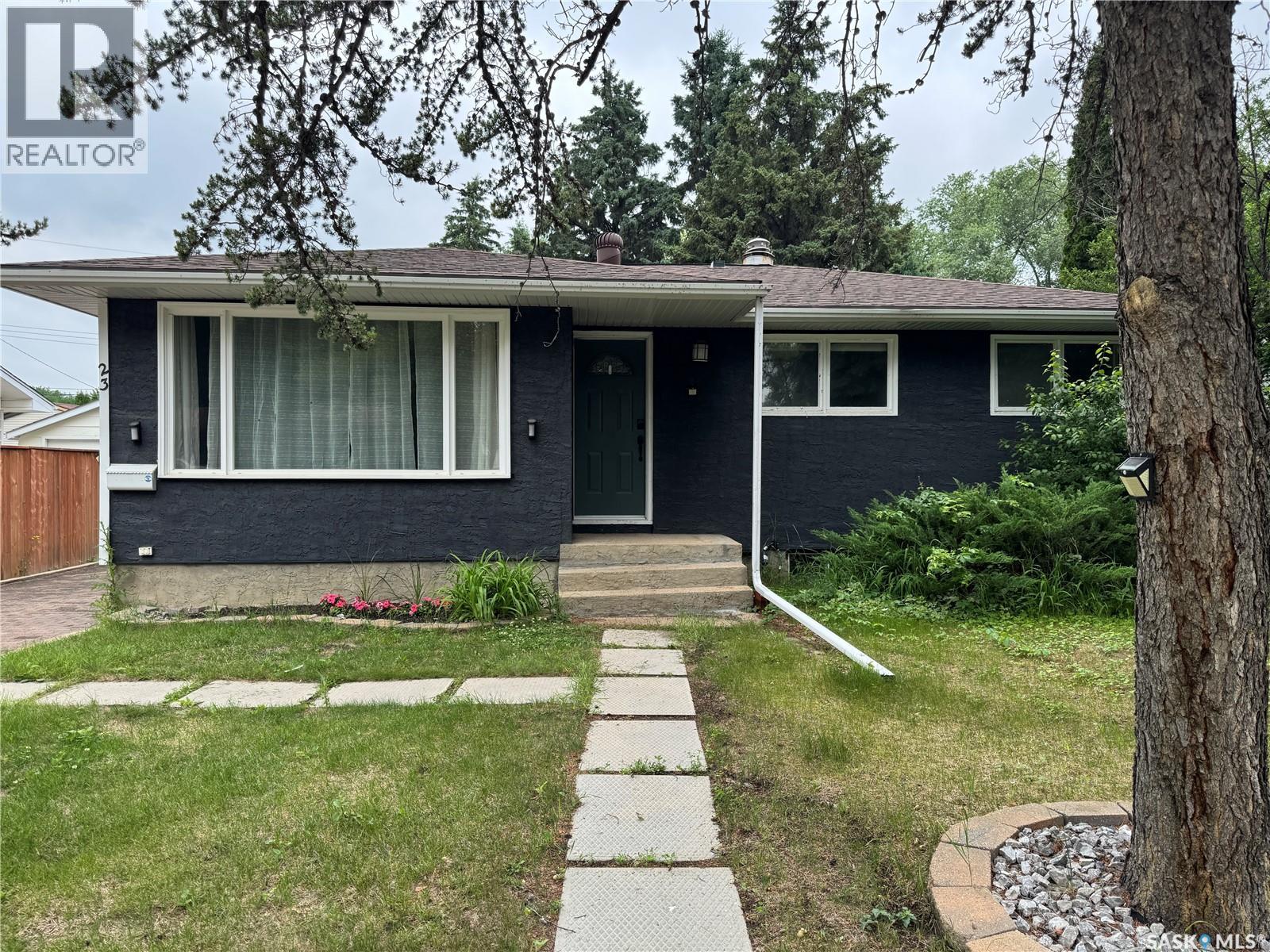 23 Dunning CRESCENT - 2