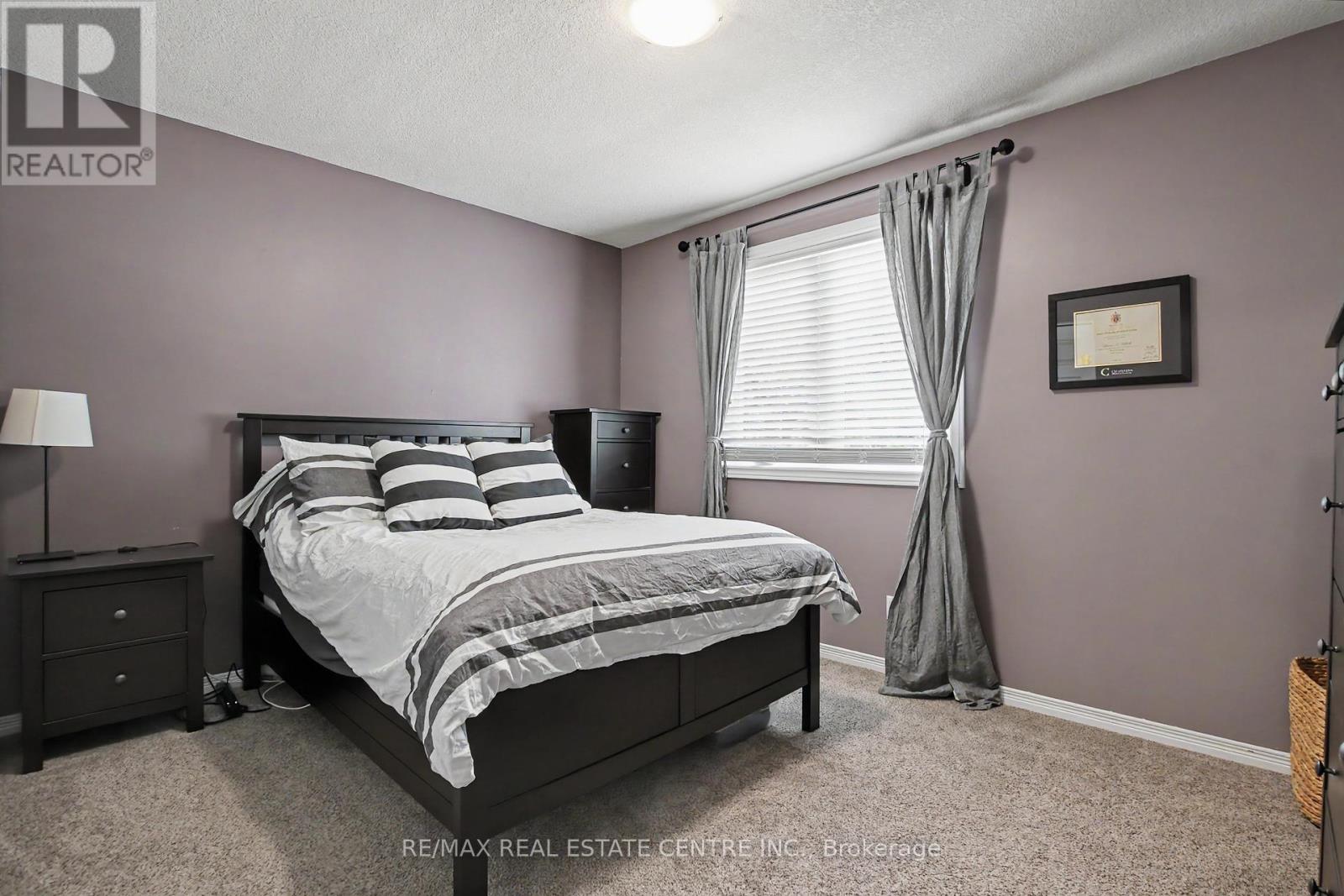 1045 QUEENS BUSH ROAD - 18