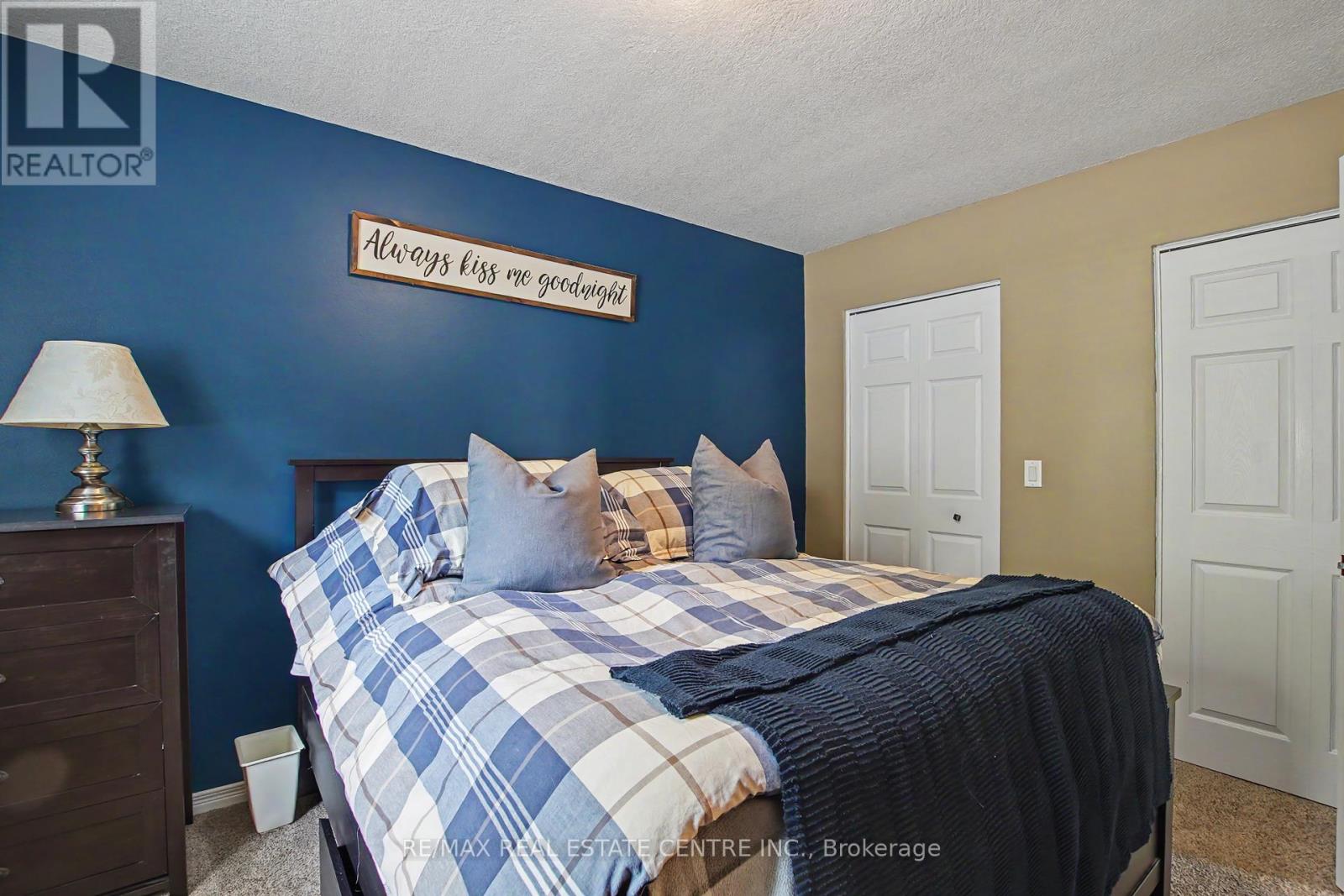 1045 QUEENS BUSH ROAD - 21