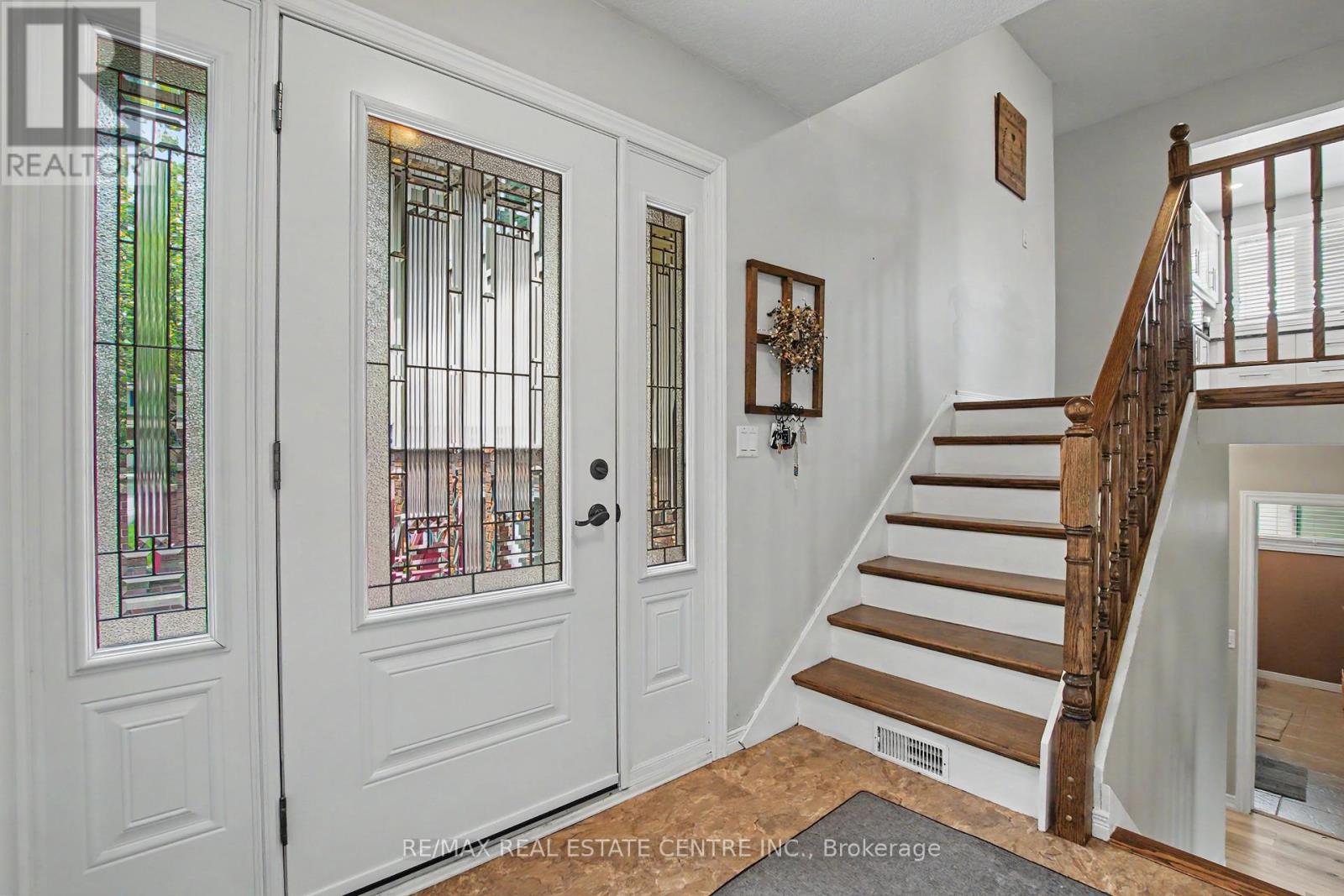 1045 QUEENS BUSH ROAD - 4