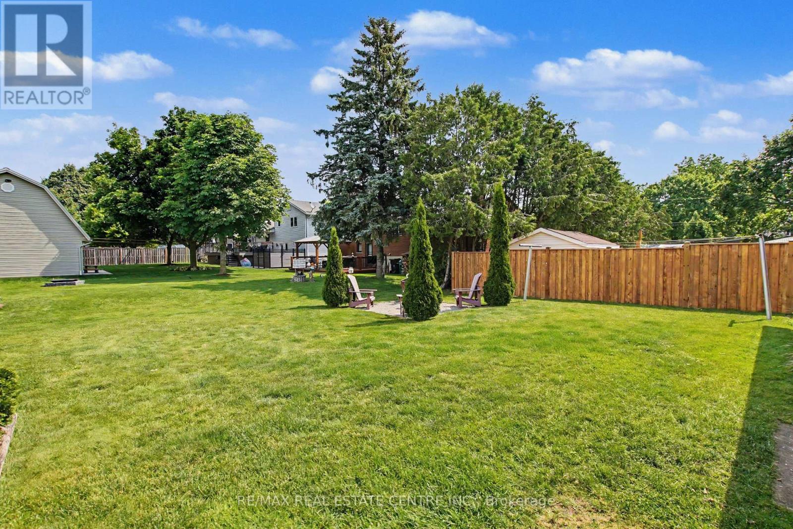 1045 QUEENS BUSH ROAD - 40