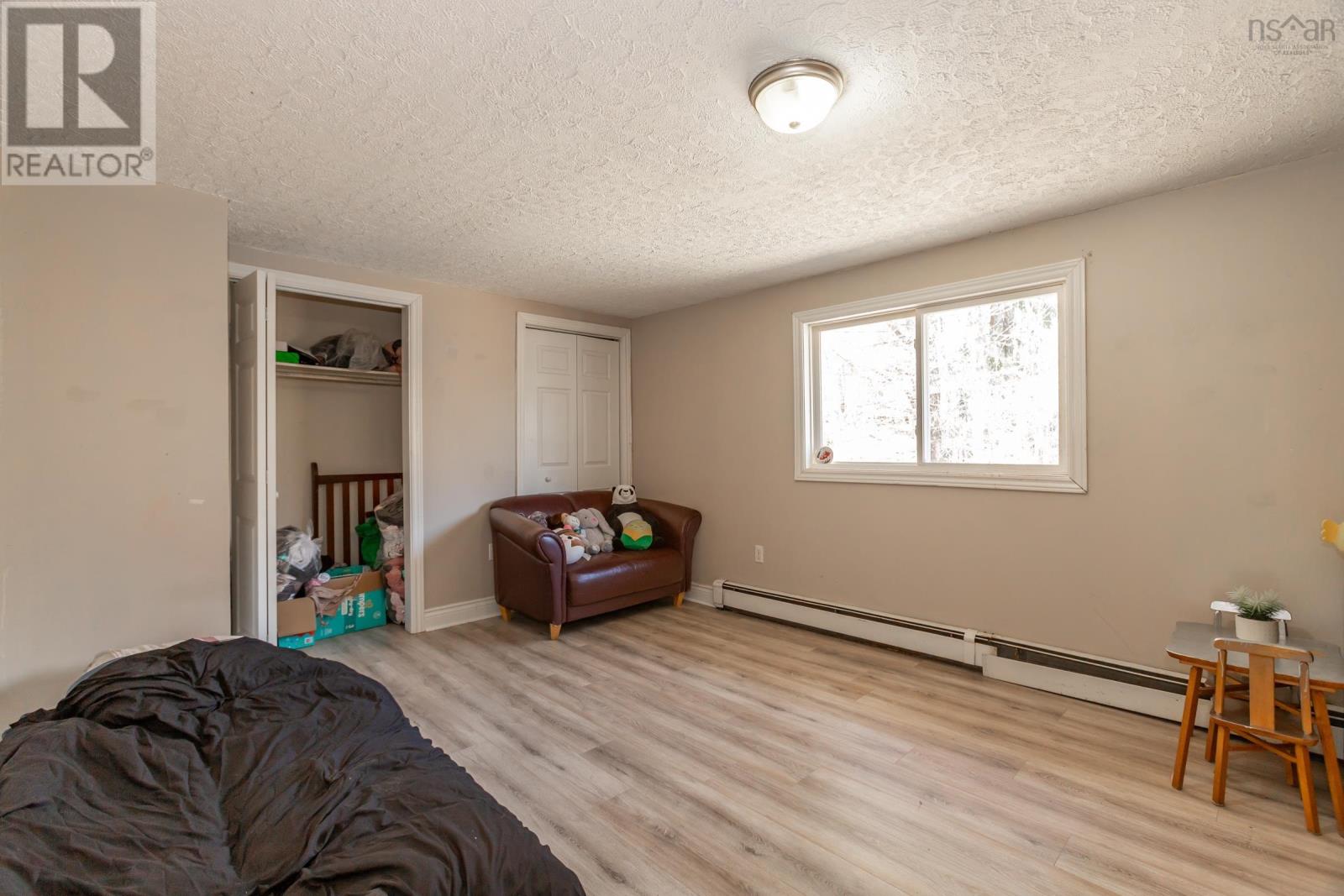 423 - 425 Canaan Avenue - 6