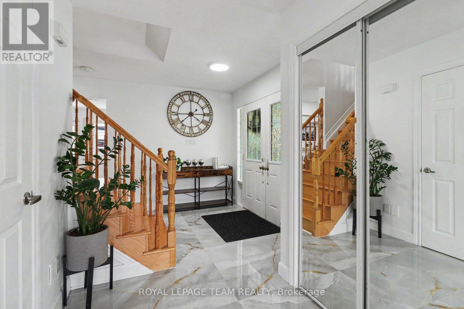 House for Rent in Ottawa – 100 SONESTA CIRCLE, Ottawa – By Peter Sagos - Image 7