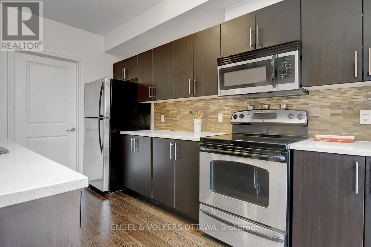 #428 429 KENT STREET - 14