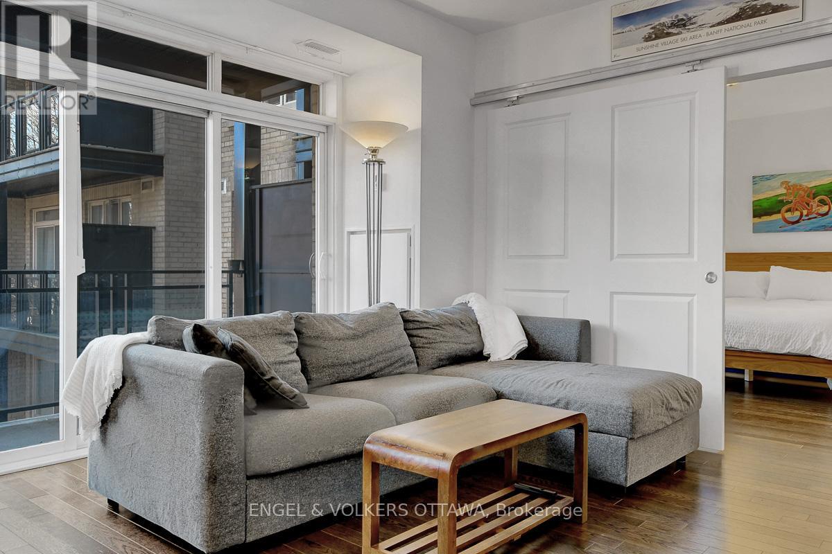 #428 429 KENT STREET - 5
