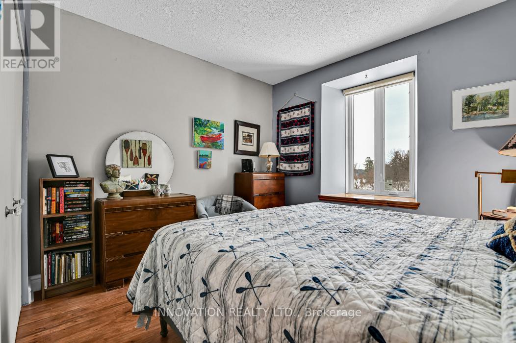 #319 1 ROSAMOND STREET E - Image 13
