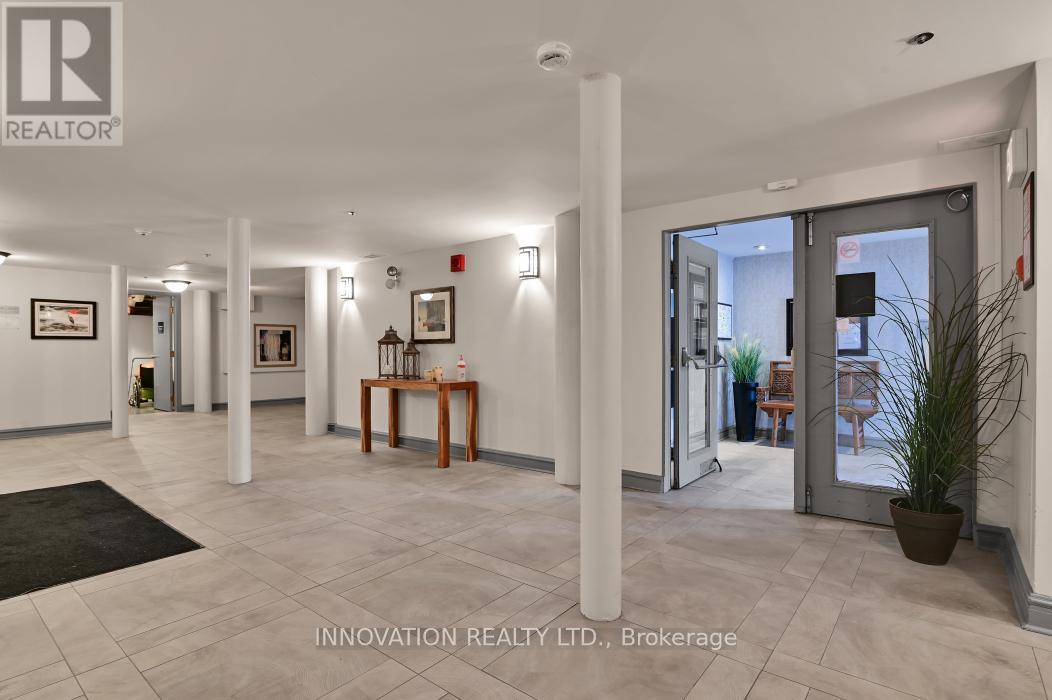#319 1 ROSAMOND STREET E - Image 17