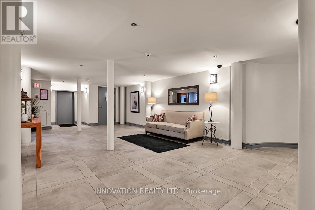#319 1 ROSAMOND STREET E - Image 18