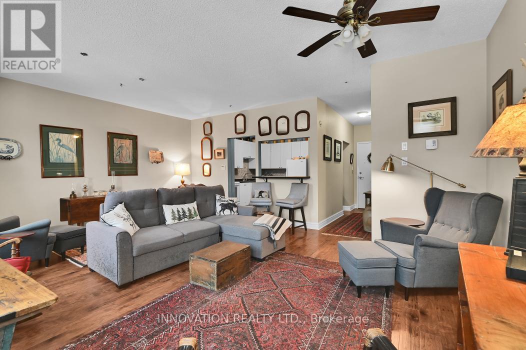 #319 1 ROSAMOND STREET E - Image 6