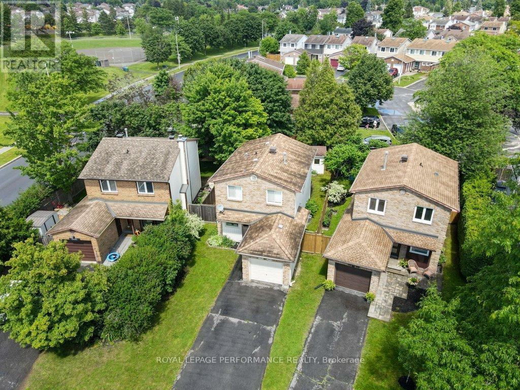 House for Rent in Ottawa – 1550 BOURCIER DRIVE, Ottawa – By Peter Sagos - Image 33