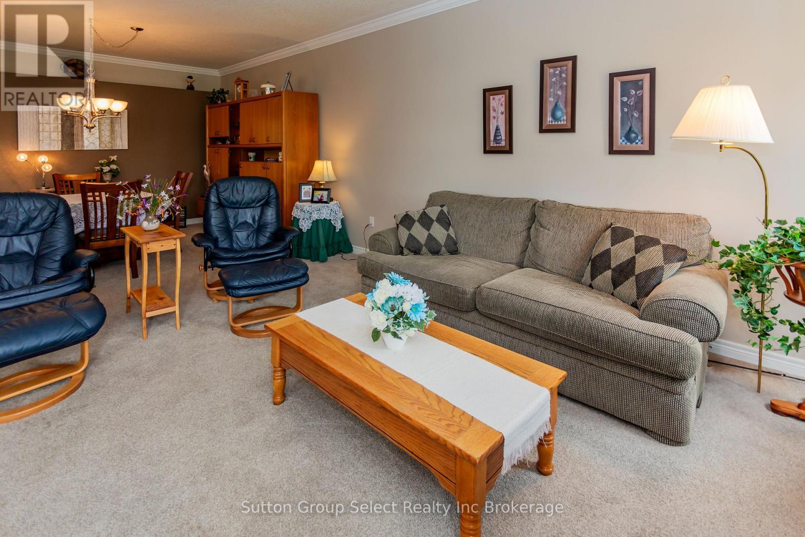 #31 540 SPITFIRE STREET - 24