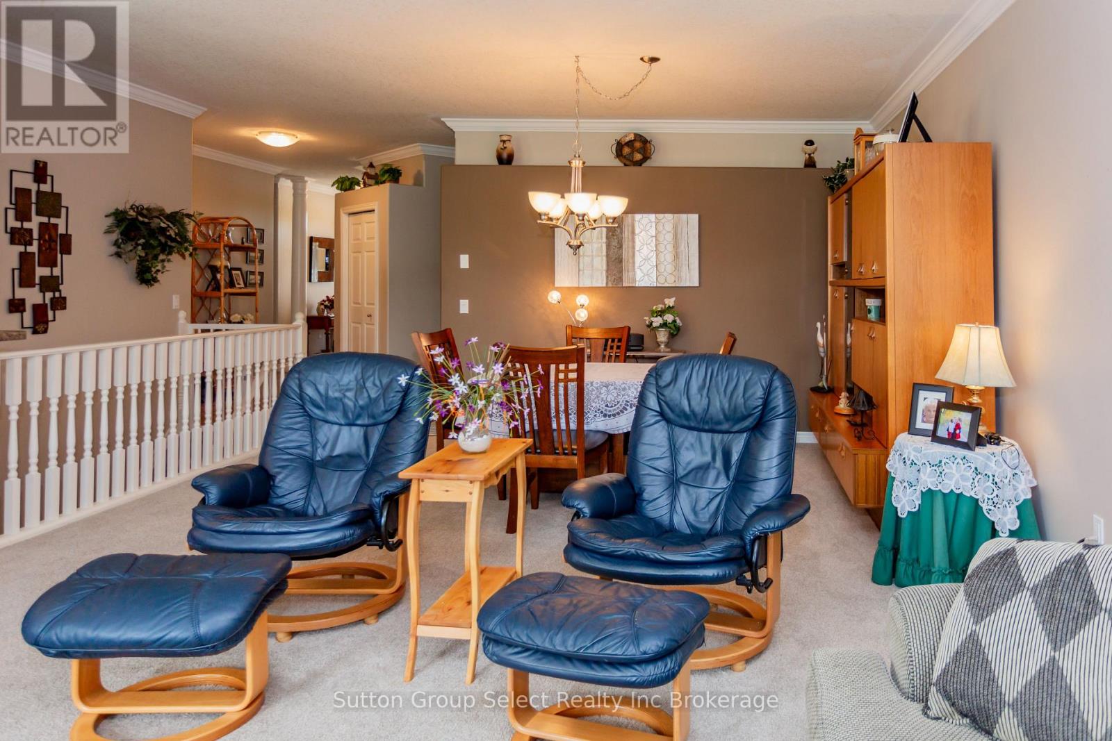 #31 540 SPITFIRE STREET - 26