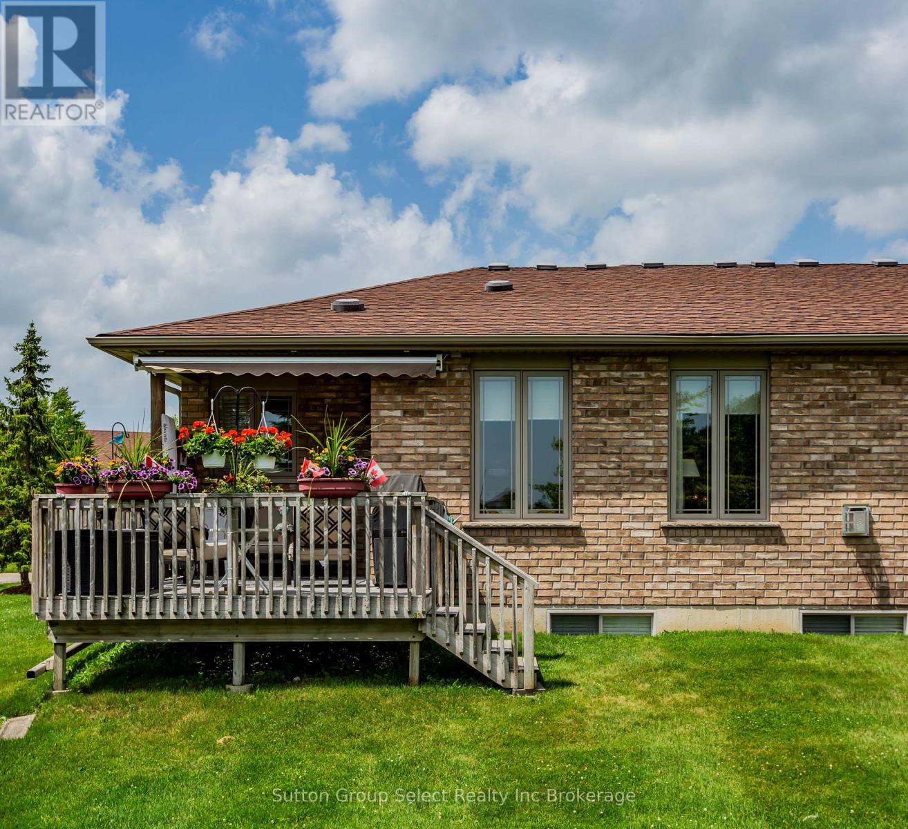 #31 540 SPITFIRE STREET - 46